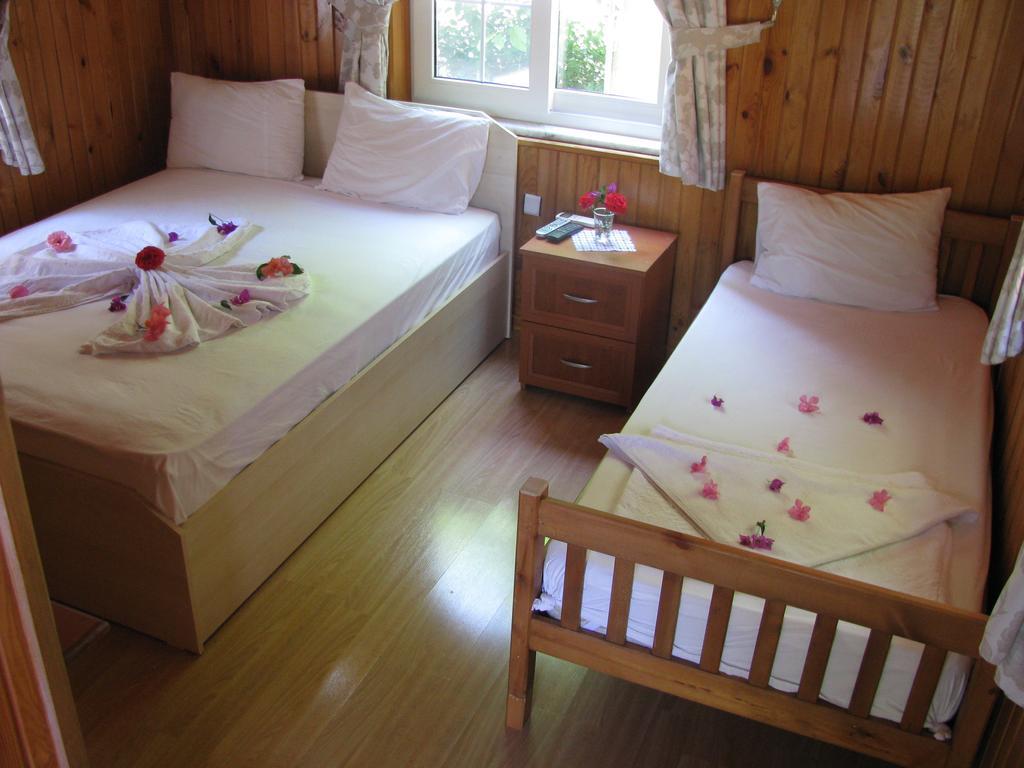 Atici 2 Hotel Adrasan Chambre photo